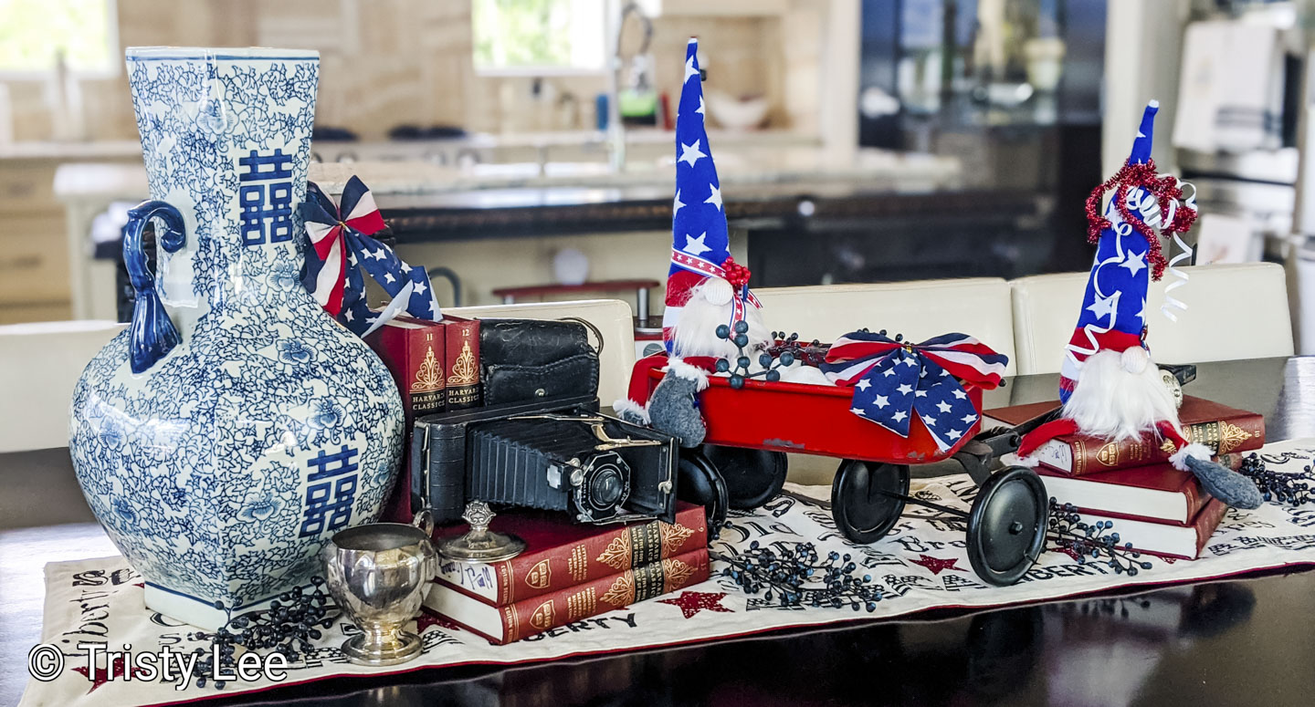 Family History 4th of July Tablescape